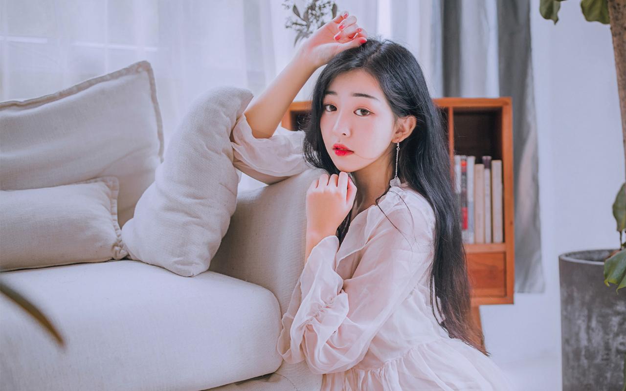 杭州投用无人机足球基地 吸引青少年“空中对抗”